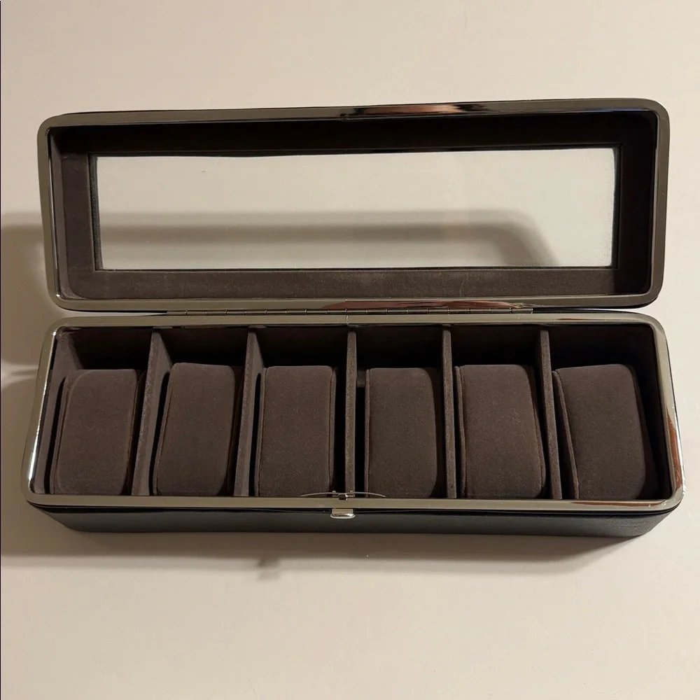 Berkshire. Men's Black Faux Leather Watch Storage Case - Holds 6 Watches. NWOT